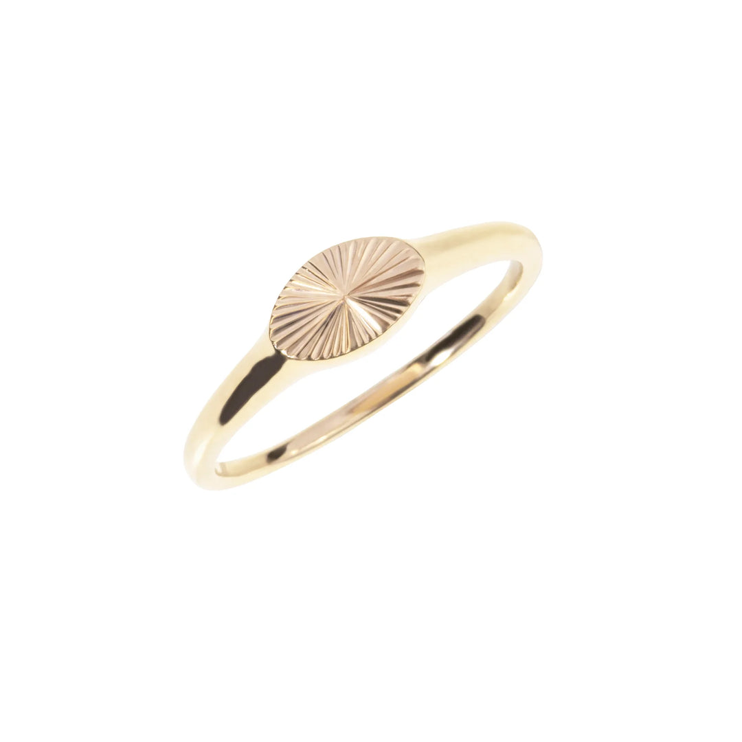 Mia Soleilo Ring Gold Size 7