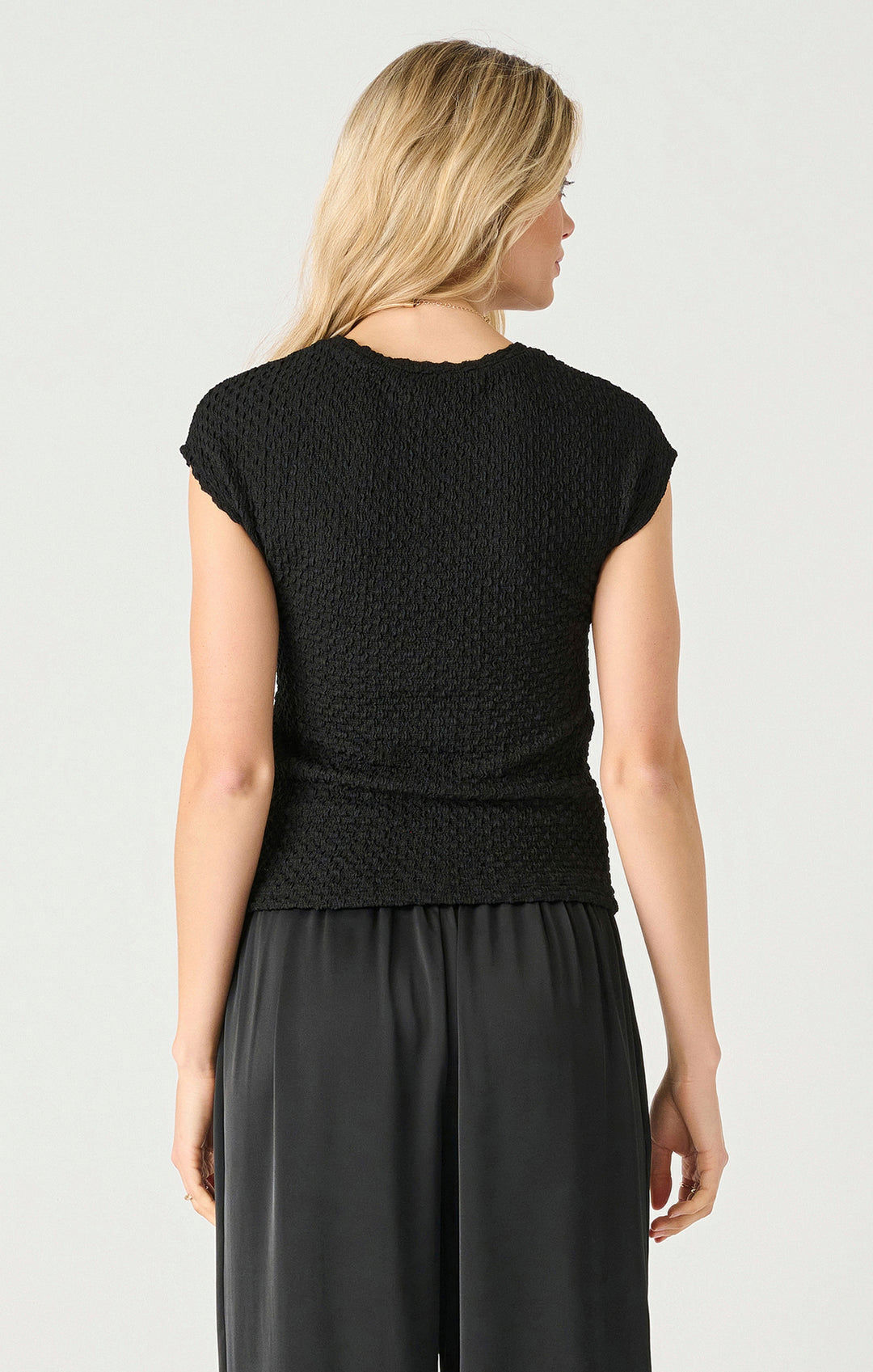 SS DROP SHOULDER TEXTURED TOP "BLACK"