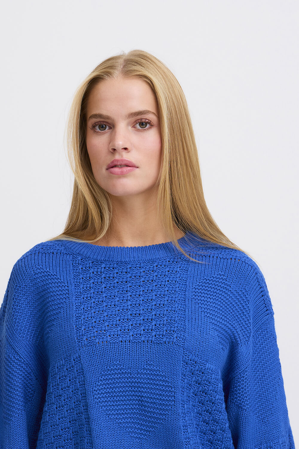 IHAGNETE SWEATER "TURKISH BLUE"