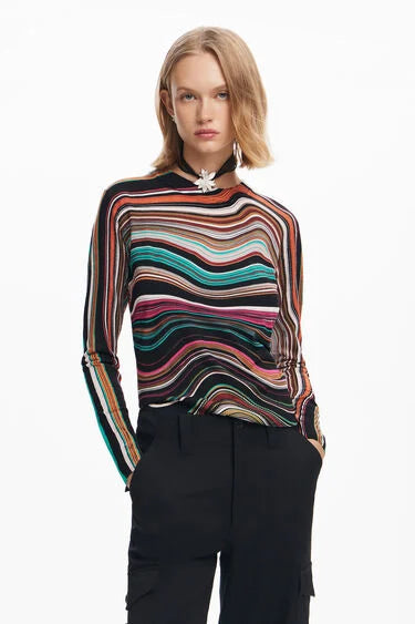 WAVY STRIPED SWEATER