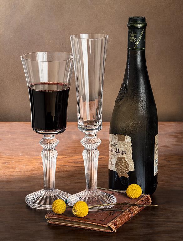 FLARED VERTICAL OPTIC WINE GLASS 9.5&