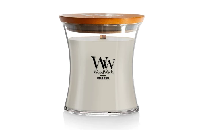 WARM WOOL MEDIUM CANDLE