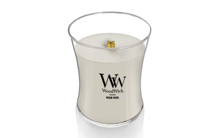 WARM WOOL MEDIUM CANDLE