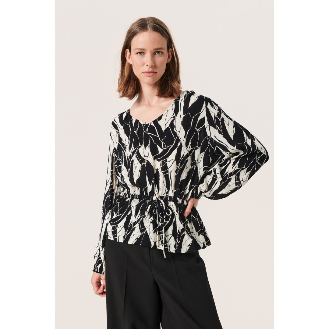 SLZAYA BLOUSE "BLACK & WHITE ROCK PRINT"