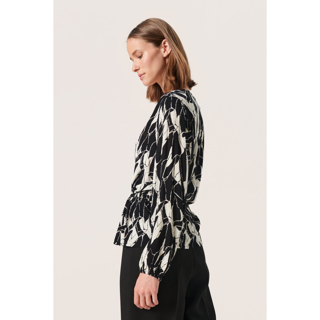 SLZAYA BLOUSE "BLACK & WHITE ROCK PRINT"