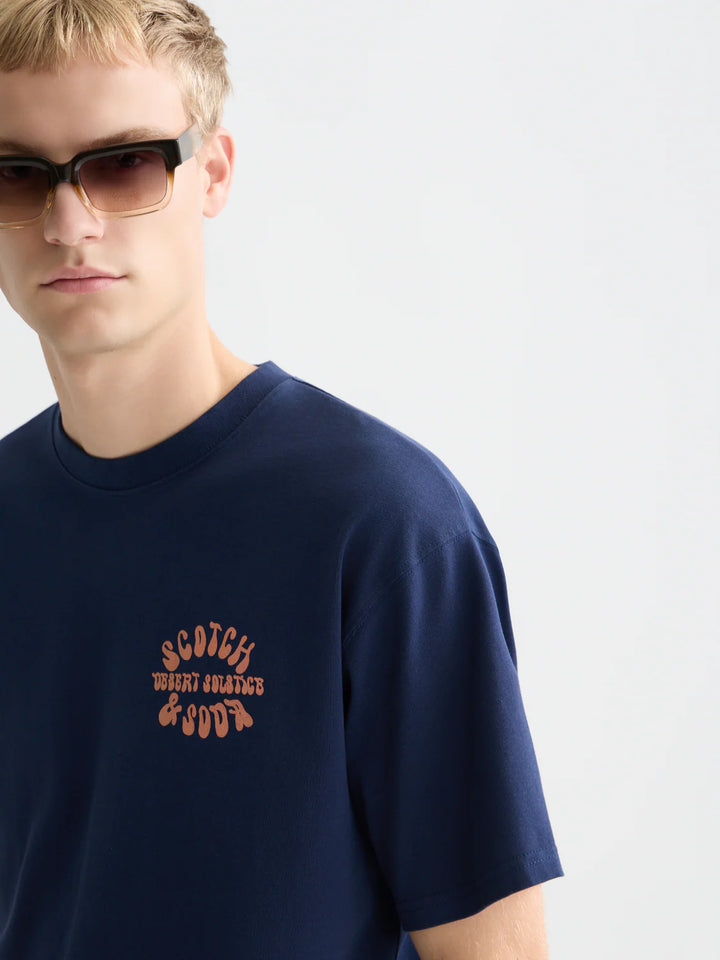 LOGO ARTWORK RELAXED T-SHIRT "PAGEANT BLUE"