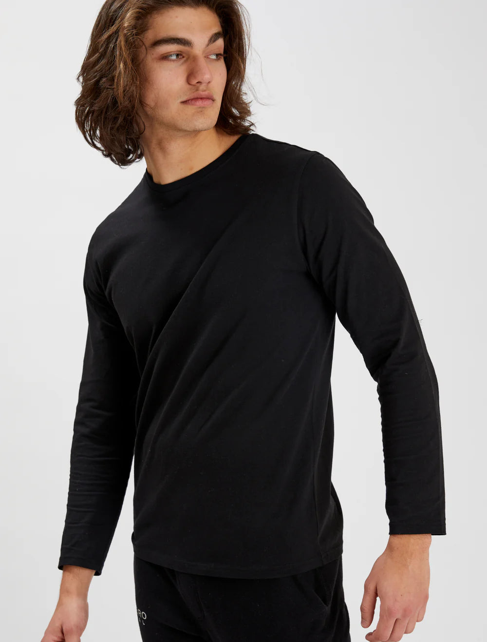 KEL LONG SLEEVE BASIC COTTON CREWNECK SHIRT