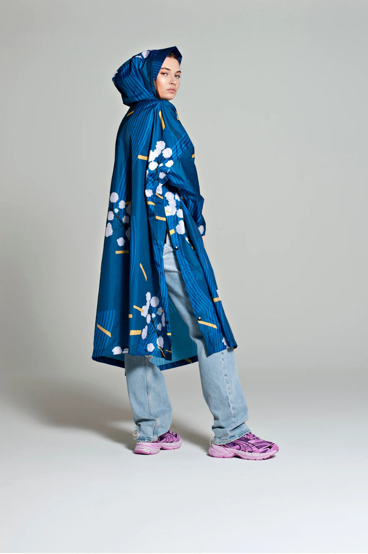 JAPANESE BLOSSOM PONCHO
