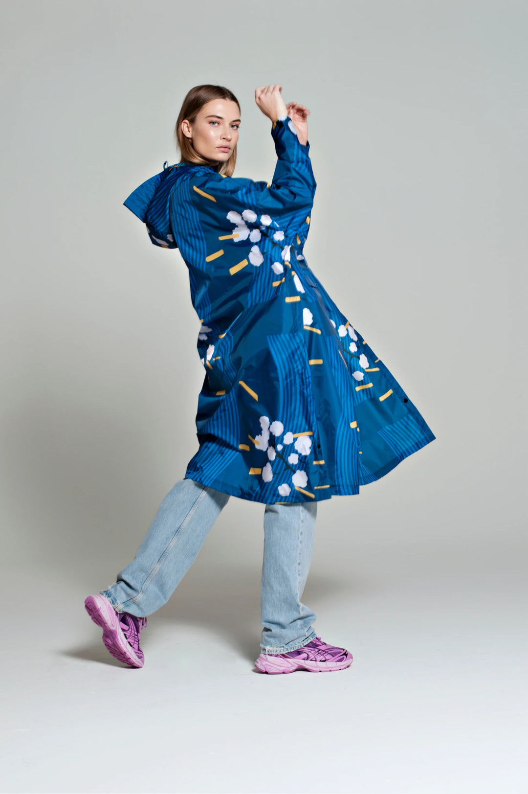 JAPANESE BLOSSOM PONCHO