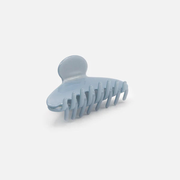 PALE BLUE PLASTIC CLIP WITH GLOSSY FINISH