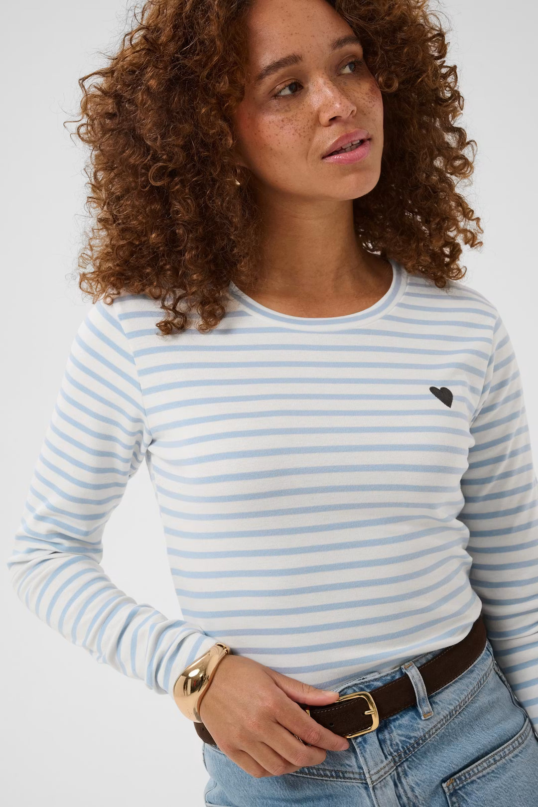 LIDDY T-SHIRT "CHALK/BLUE/BROWN HEART"