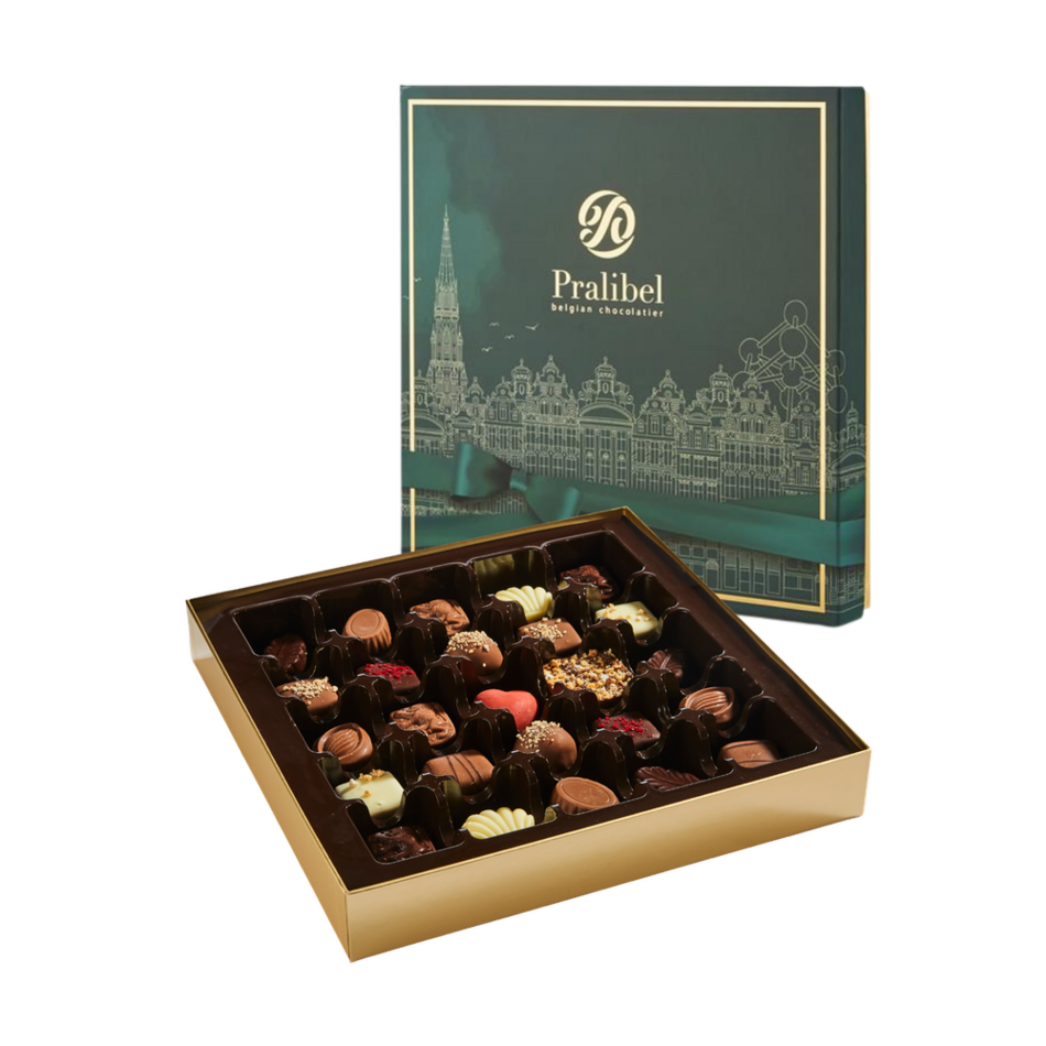 BRUSSLES SKYLINE ASSORTED CHOCOLATE EMERALD GIFT BOX 330G