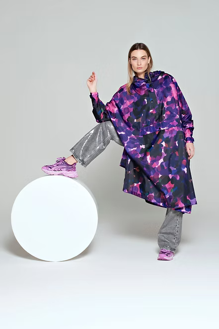 CITY LIGHTS PONCHO