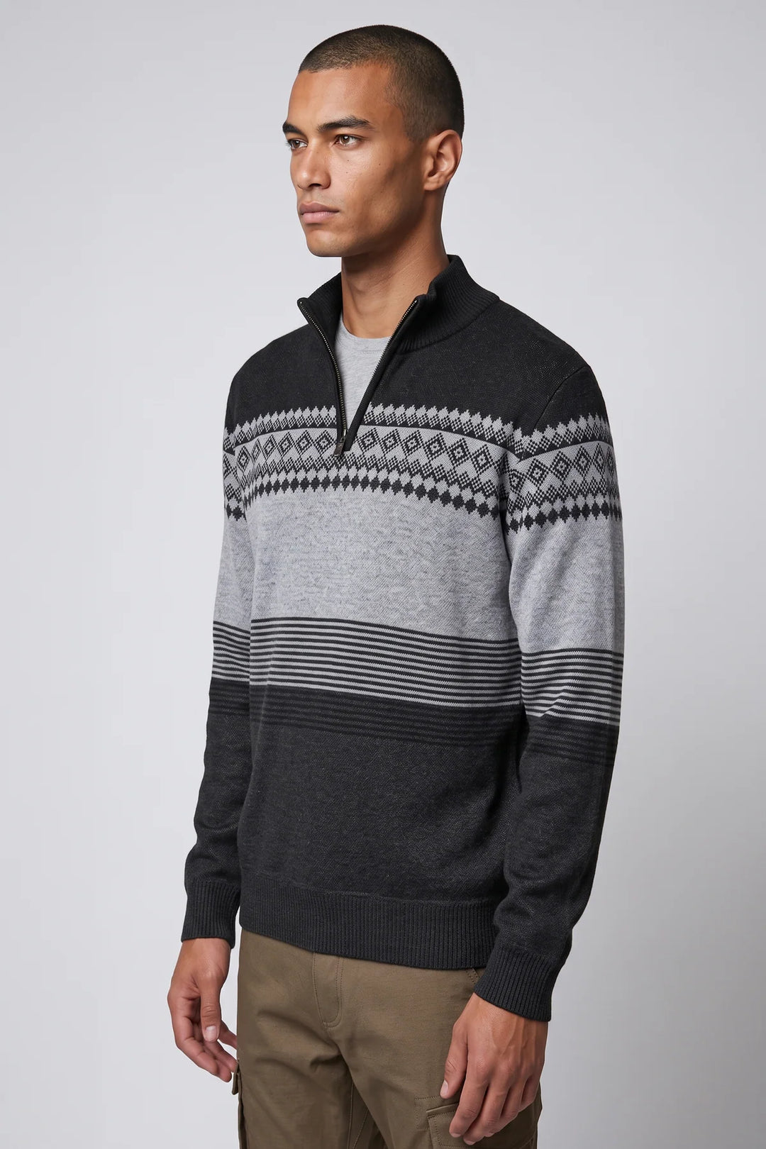 CORD - BONDED MOCK-ZIP SWEATER WITH JACQUARD PATTERN "BLACK"
