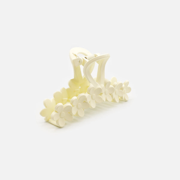IVORY PLASTIC FLOWER CLIP WITH MATTE FINISH