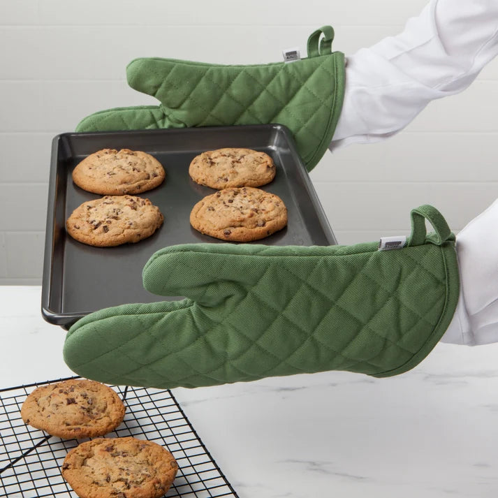SUPERIOR OVEN MITT - ELM GREEN