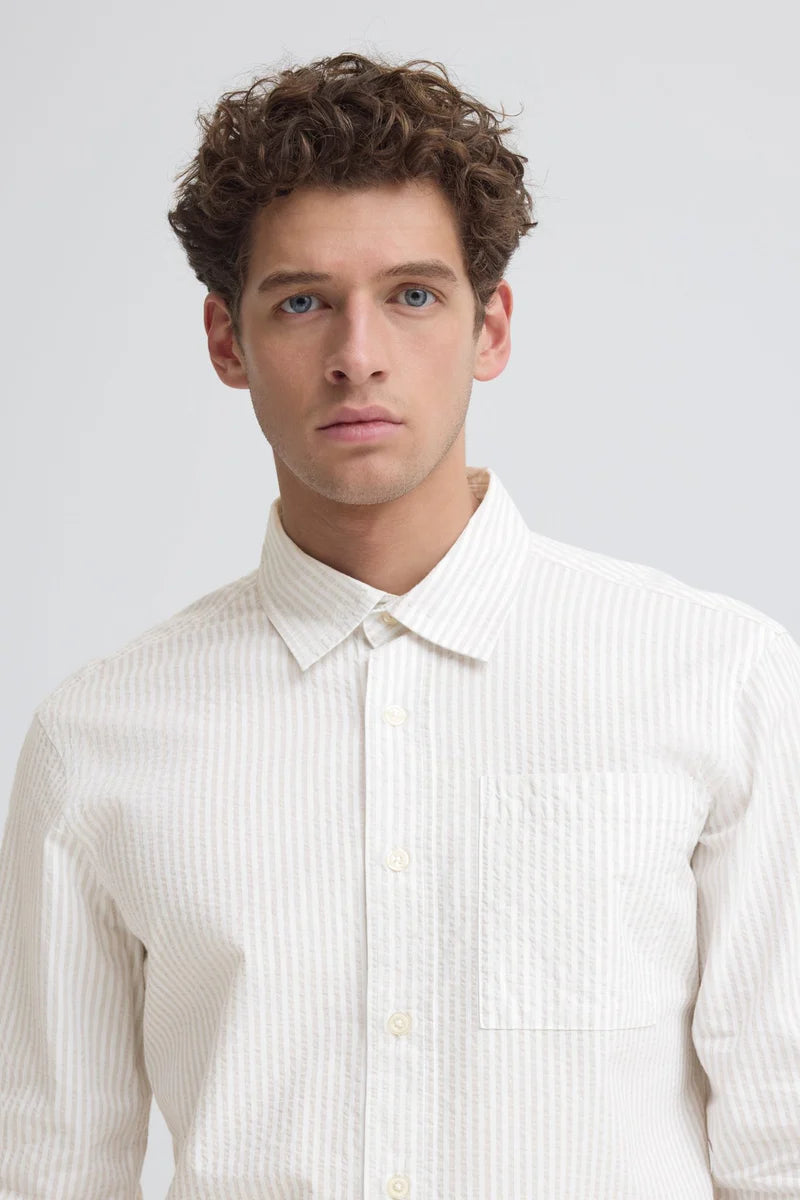 CFJAEVON LS SEERSUCKER SHIRT "CLOUD DANCER"