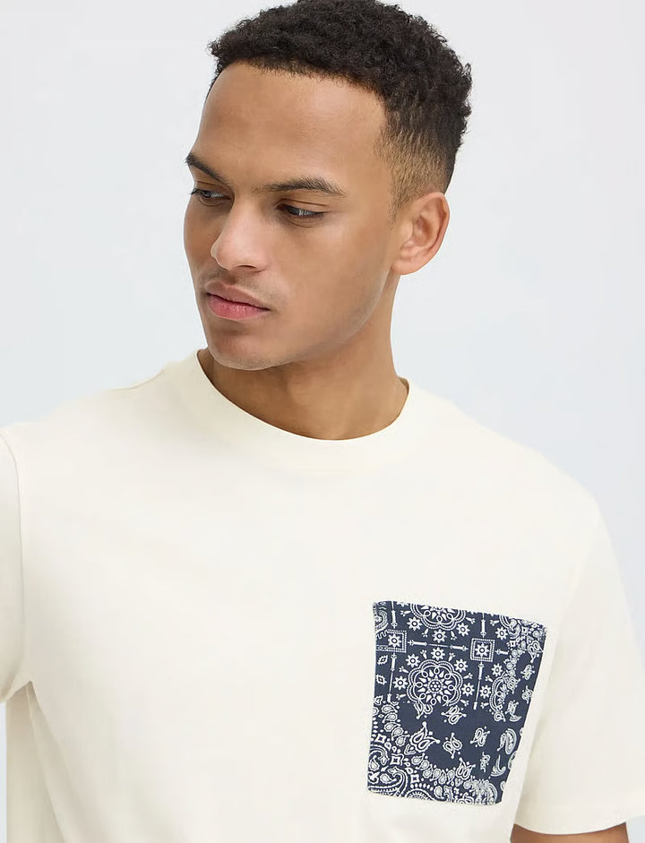 BHKALEB PRINTED POCKET S/S TEE "VANILLA ICE"