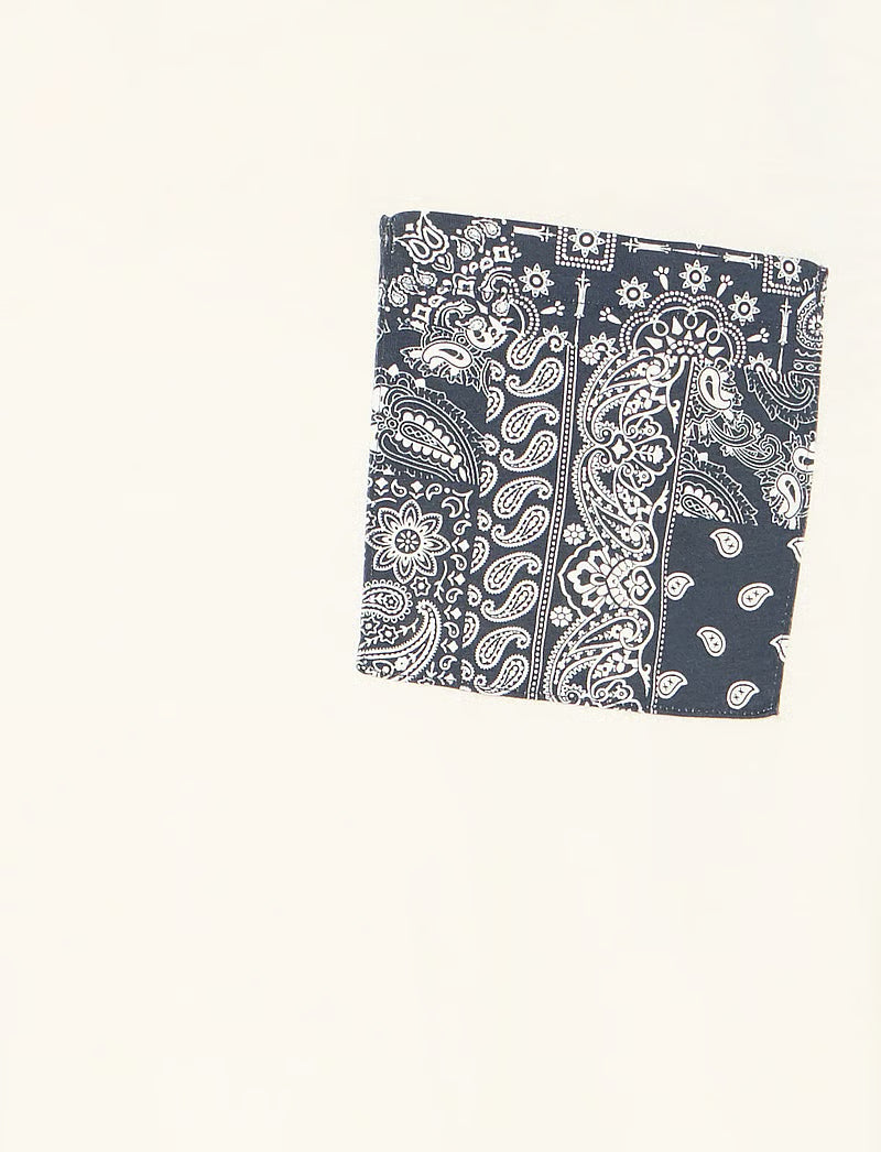 BHKALEB PRINTED POCKET S/S TEE "VANILLA ICE"