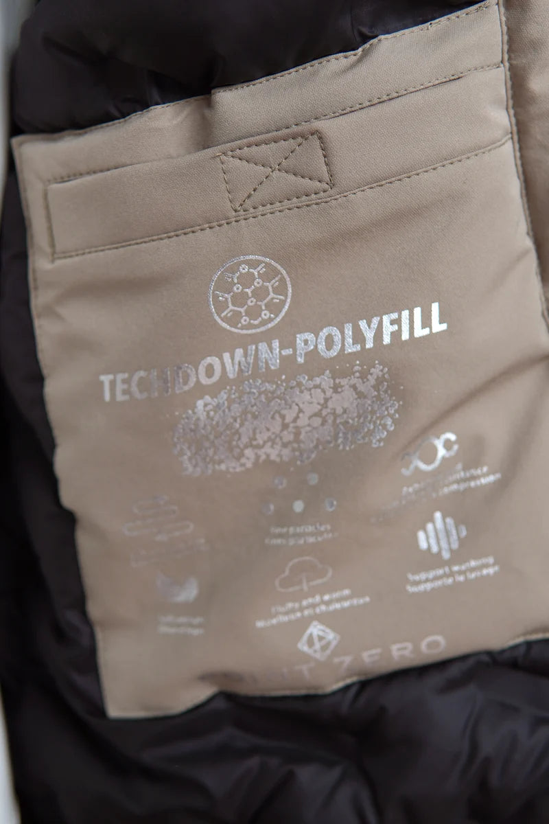 KIRKLAND - HOODED PUFF TECHNOLOGY PUFFER JACKET WITH HEAT-SEALED POCKETS "FOSSIL"