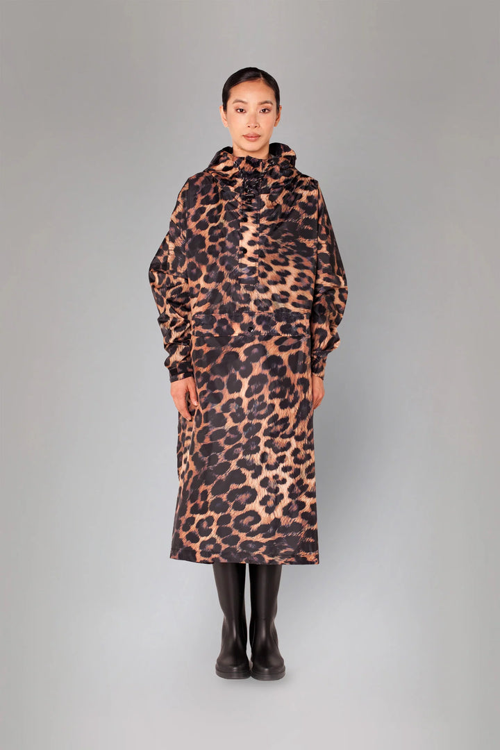 DARK LEOPARD PONCHO