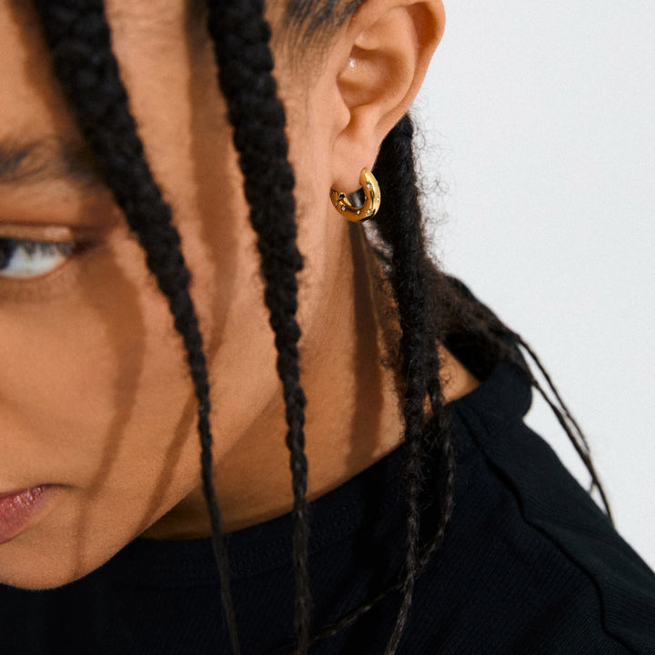 NEVAEH HOOPS "GOLD PLATED"