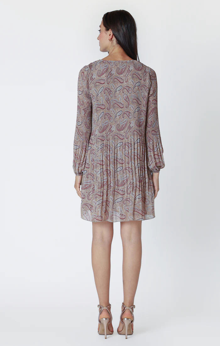 PLEATED A-LINE DRESS "NEUTRAL PAISLEY"