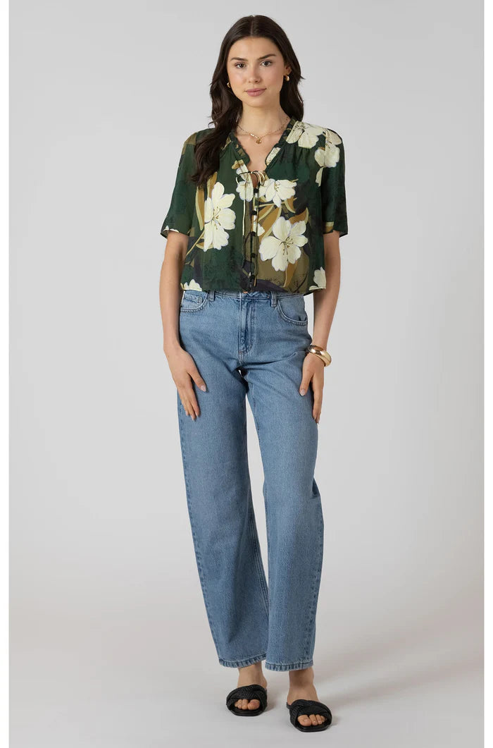 BUTTON FRONT RUFFLE TRIM BLOUSE "PALM BLOSSOM"
