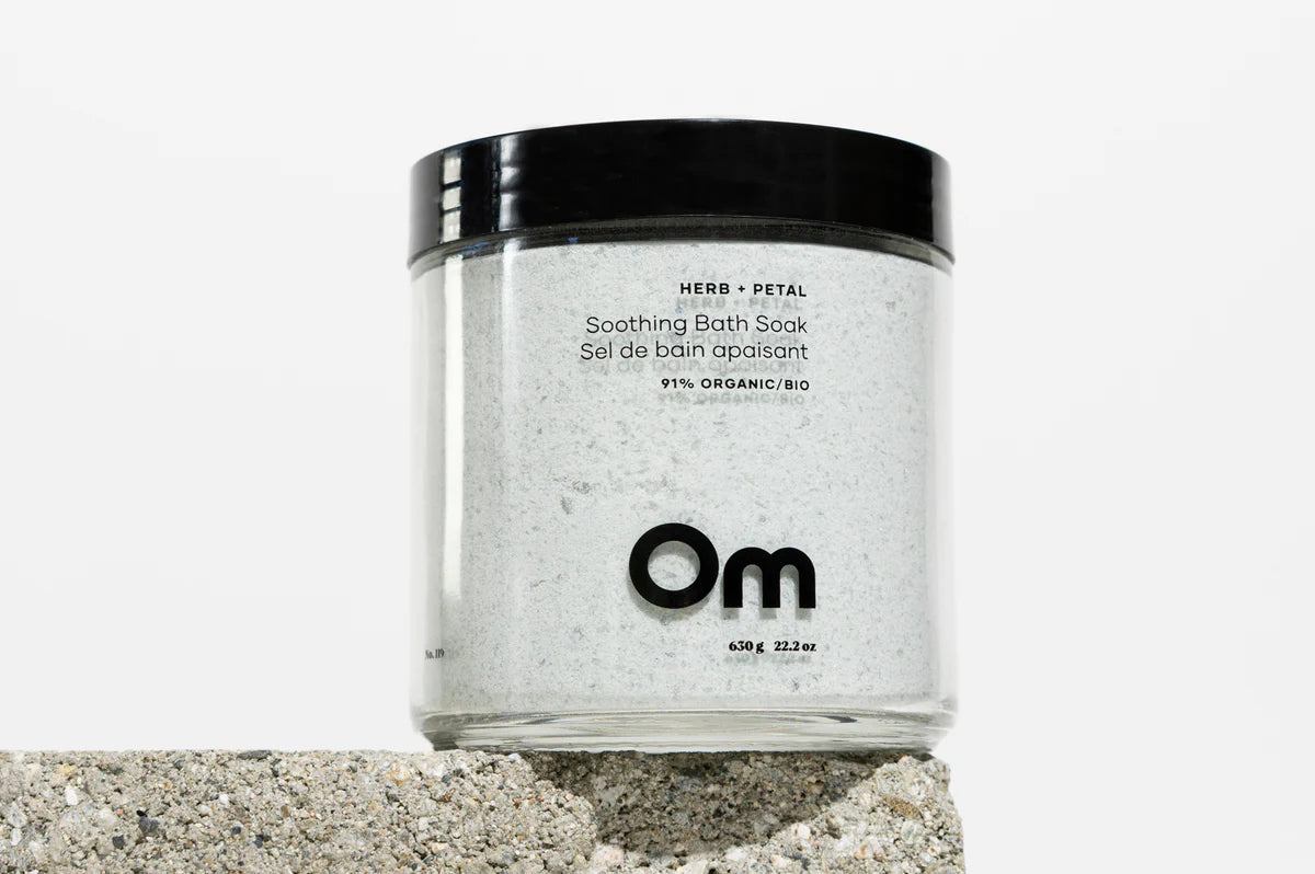 HERB + PETAL SOOTHING BATH SOAK 630G