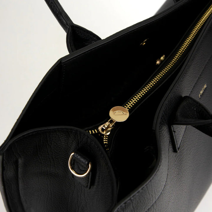 RIONA REGINA TOTE "BLACK"