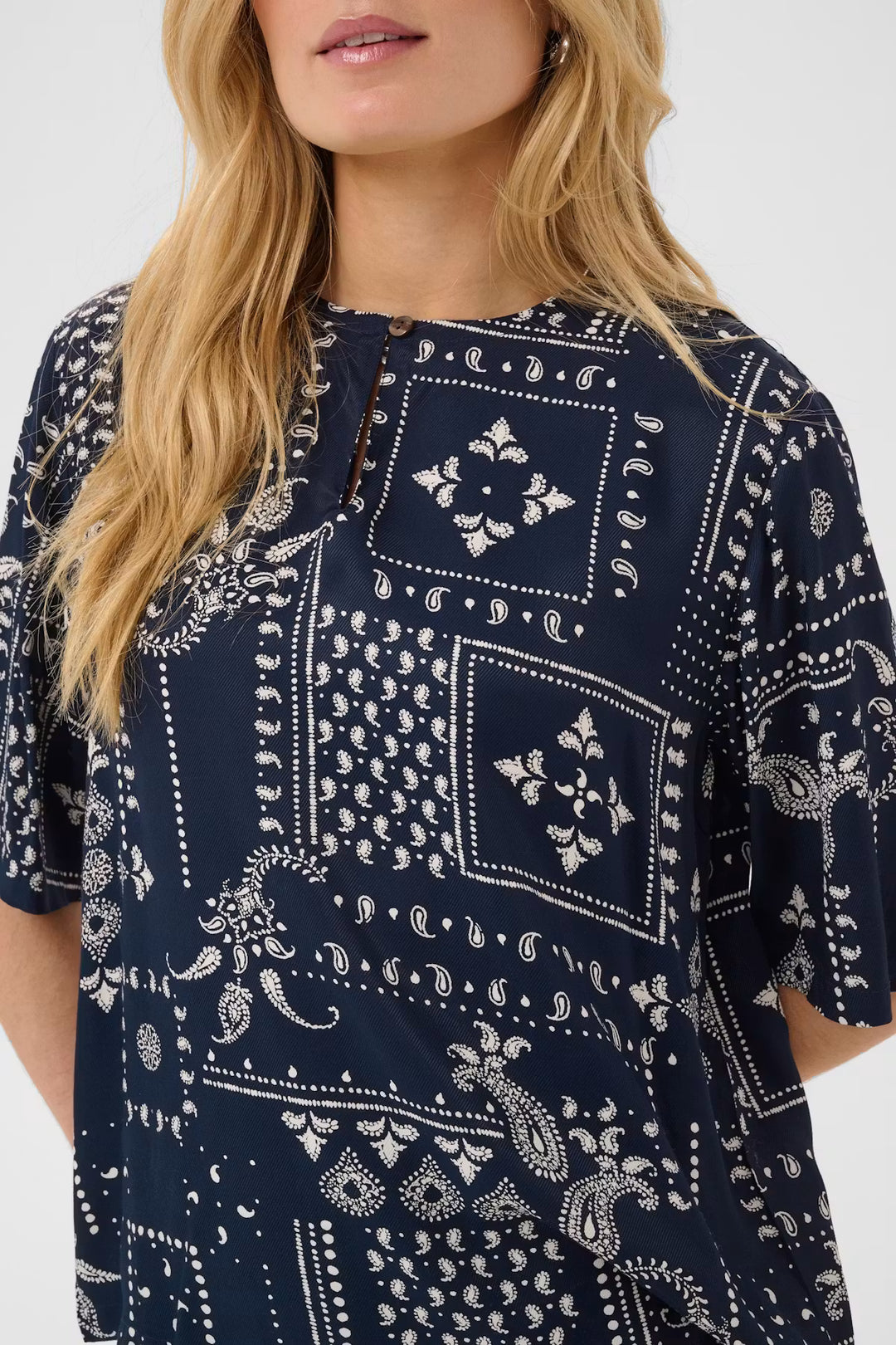 STEPHANIESZ BLOUSE "NIGHTSKY PAISLEY"