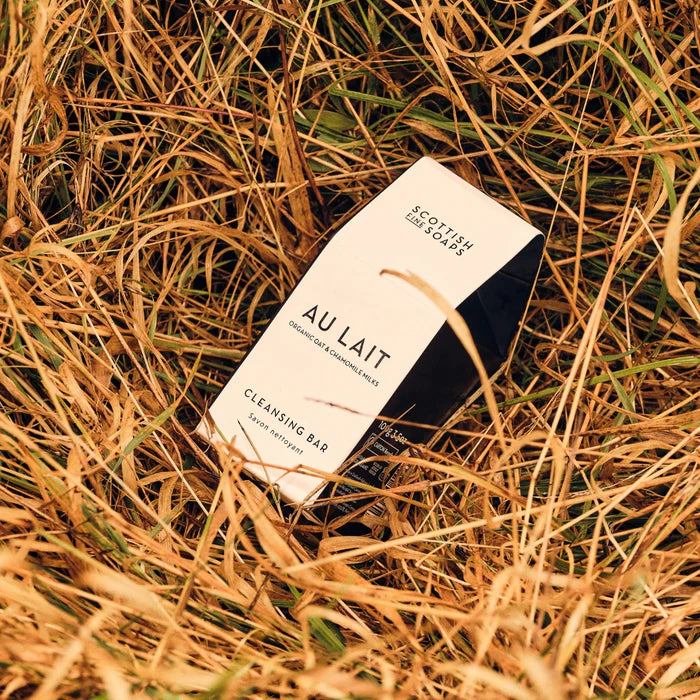 AU LAIT CLEANSING BAR 100G