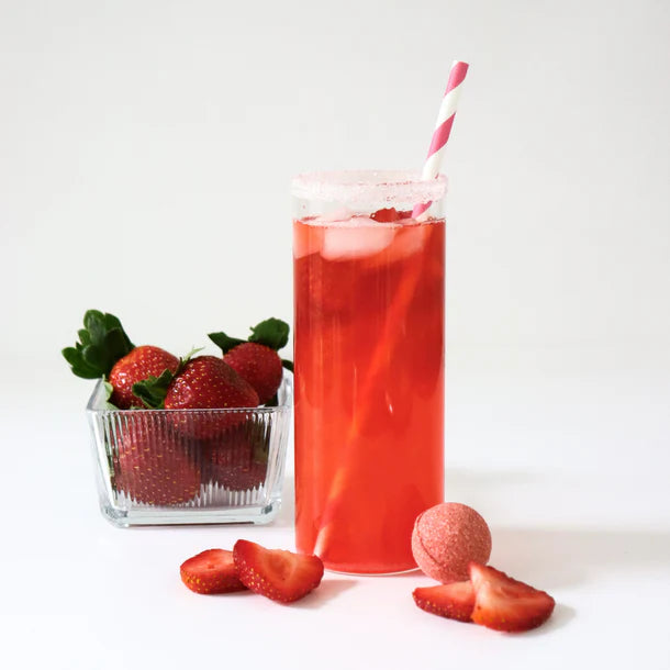 STRAWBERRY COCKTAIL BOMB