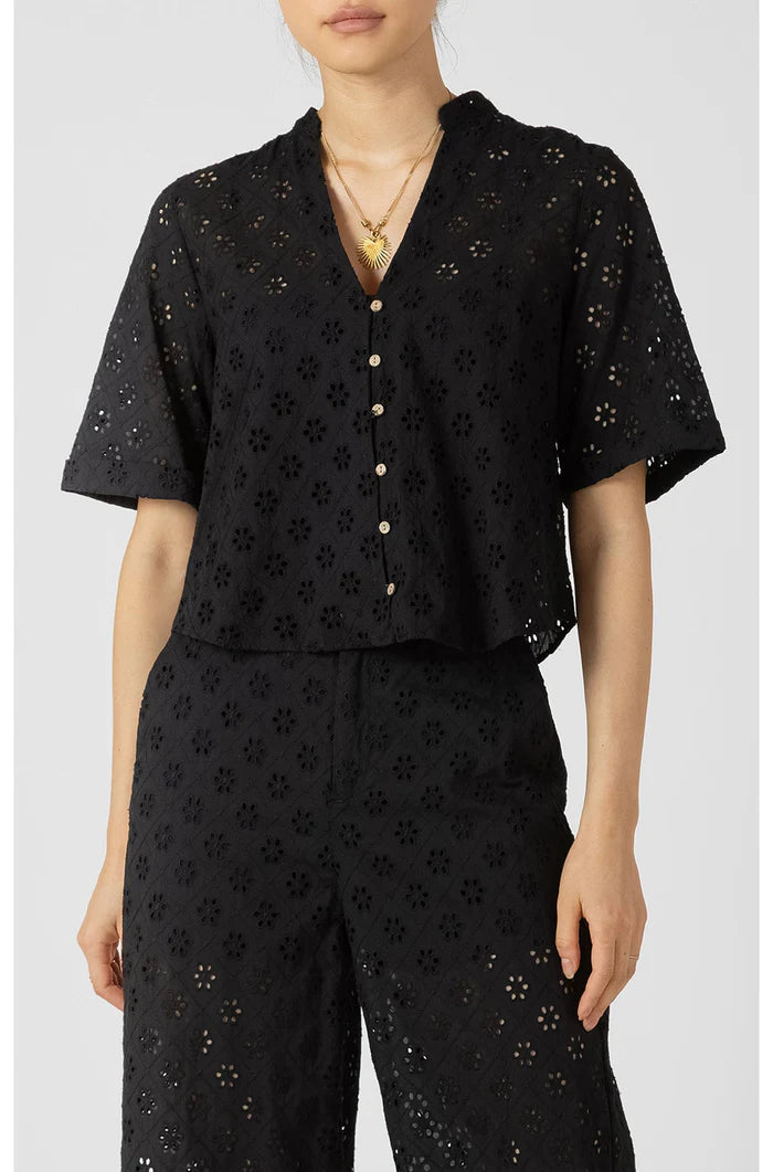CUTWORK EMBROIDERY BLOUSE "BLACK"