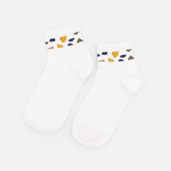 WHITE RIBBED ANKLE SOCKS WITH MULTICOLORED TERRAZZO PATTERN