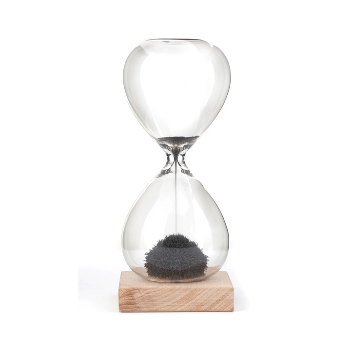 KIKKERLAND MAGNETIC HOURGLASS