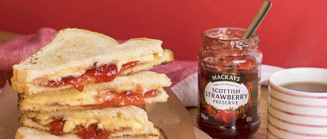MACKAYS Scottish Strawberry Preserve Jam