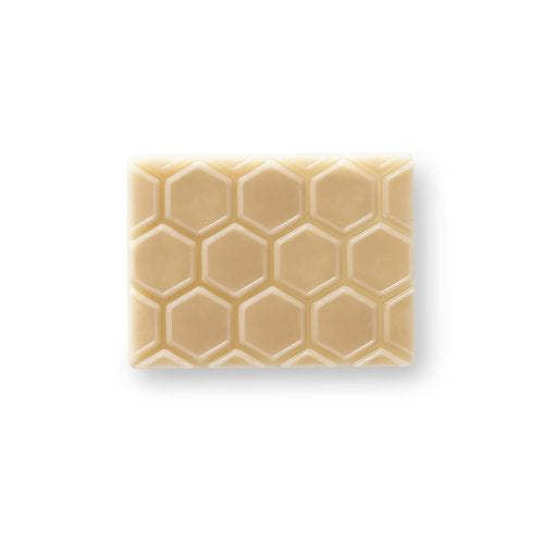 Beeswax block for reusable food packaging