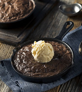 GOURMET DU VILLAGE Remplissage de la poêle à dessert pour brownie au chocolat