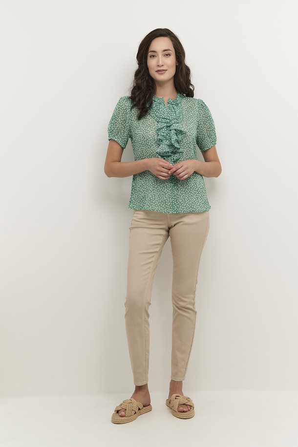 CREAM KINIA BLOUSE WITH SHORT SLEEVE